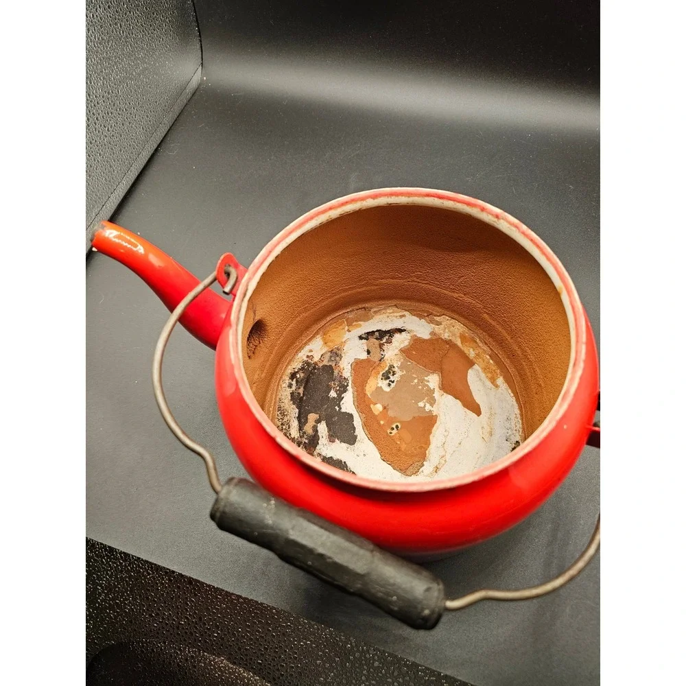 Vintage Red Enamel Tea Kettle Rustic Farmhouse Stovetop Decor Wood Handle XX